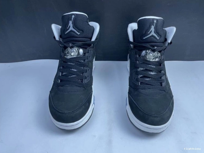 CT4838-011 OREO AIR 5 JORDAN 1019